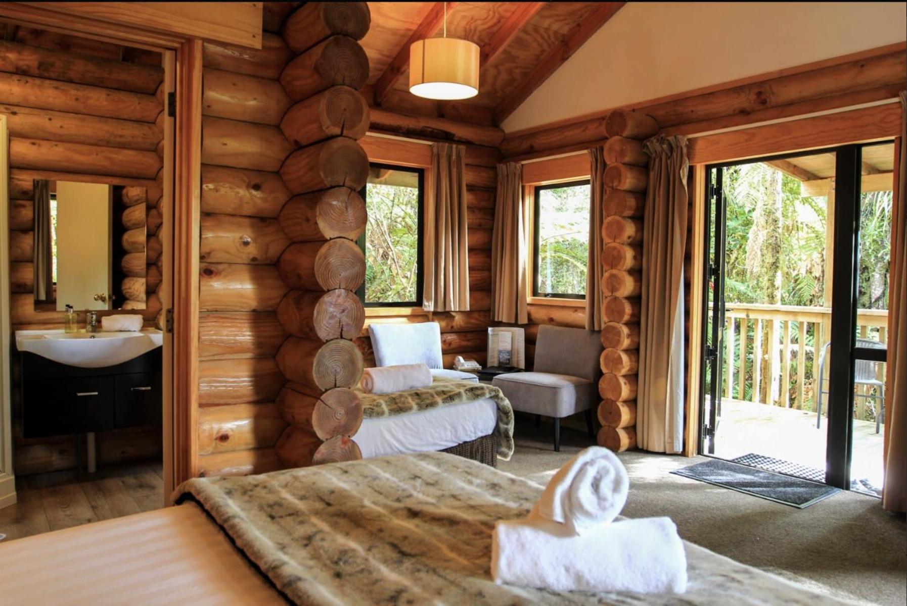 Resort Rainforest Retreat