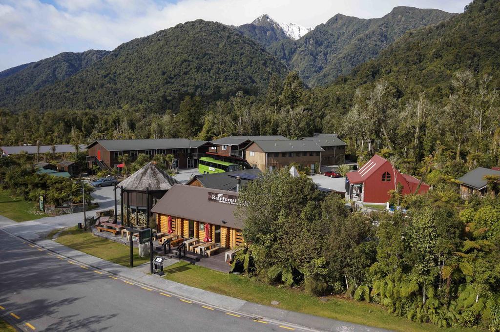 Rainforest Retreat Resort